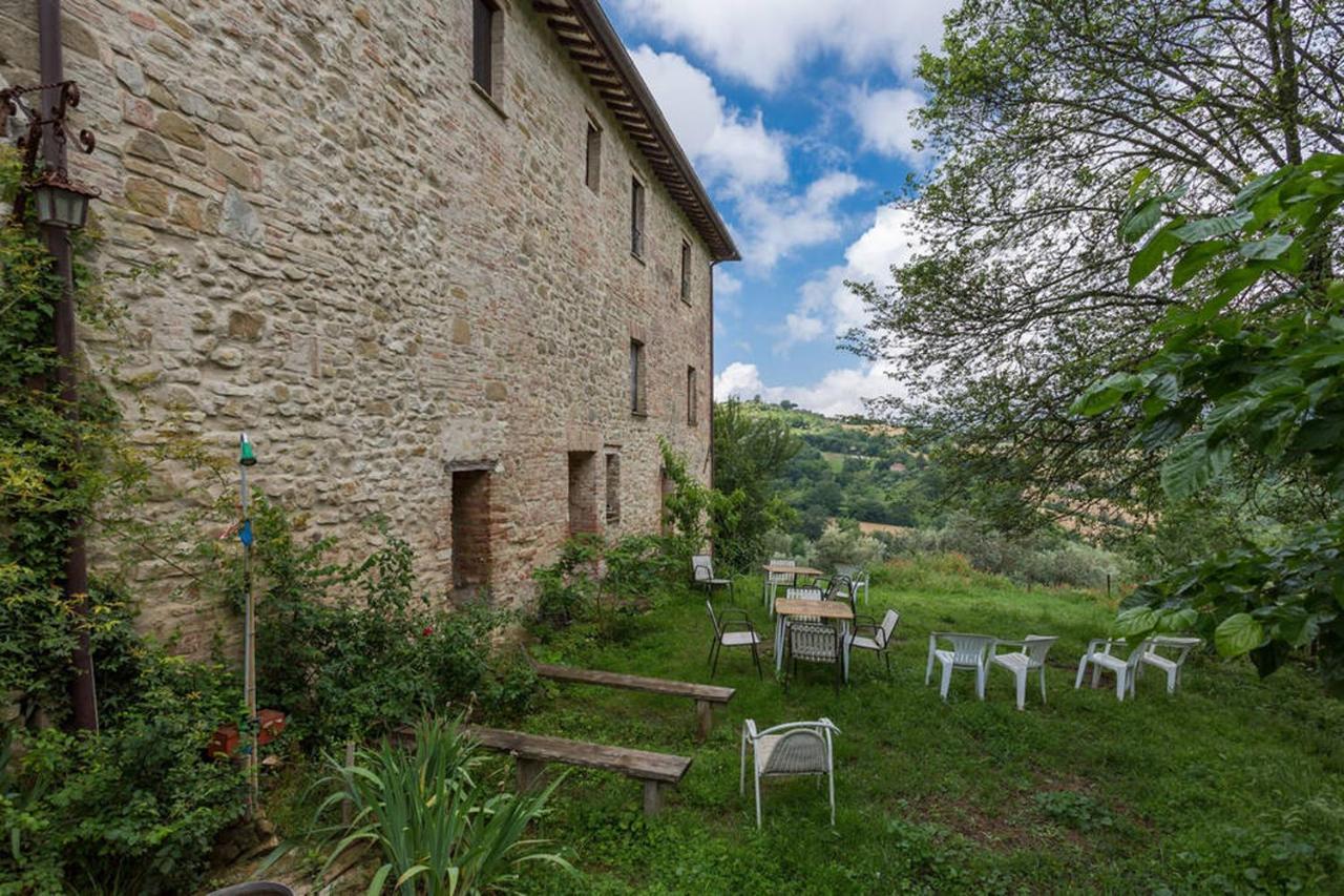 Agriturismo Il Poggio Degli Scoiattoli Perugia Exterior foto